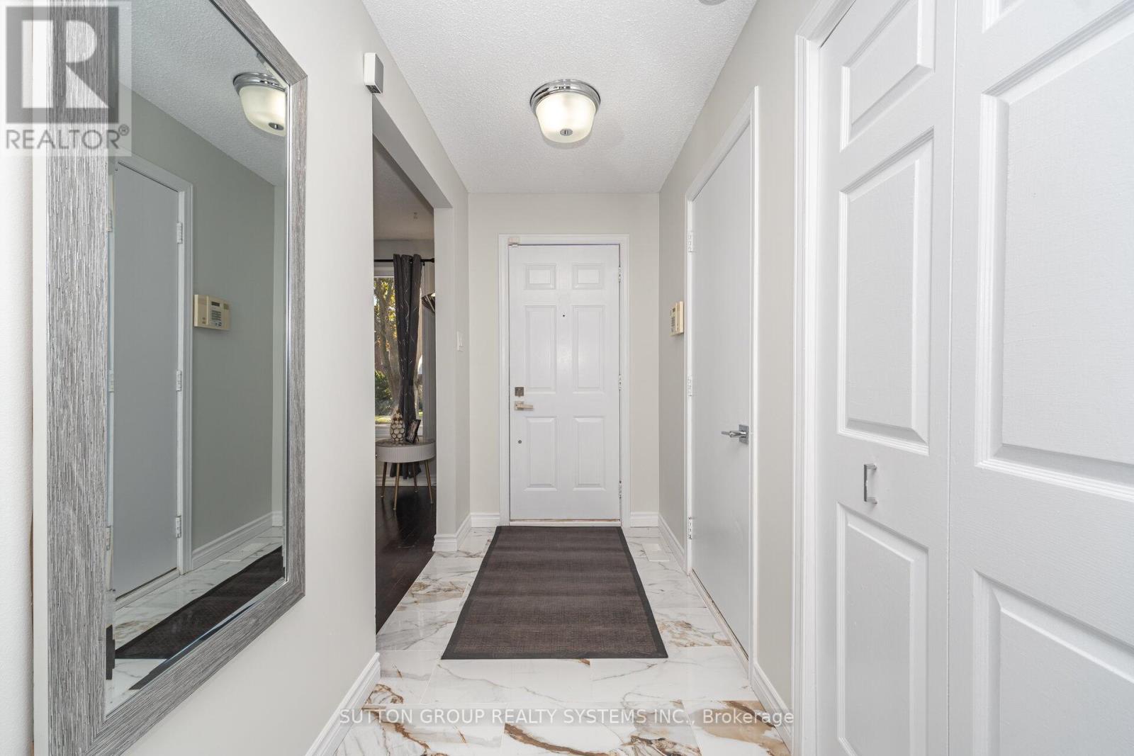 324 Ironwood Road, Guelph, Ontario  N1G 3G3 - Photo 4 - X12693212