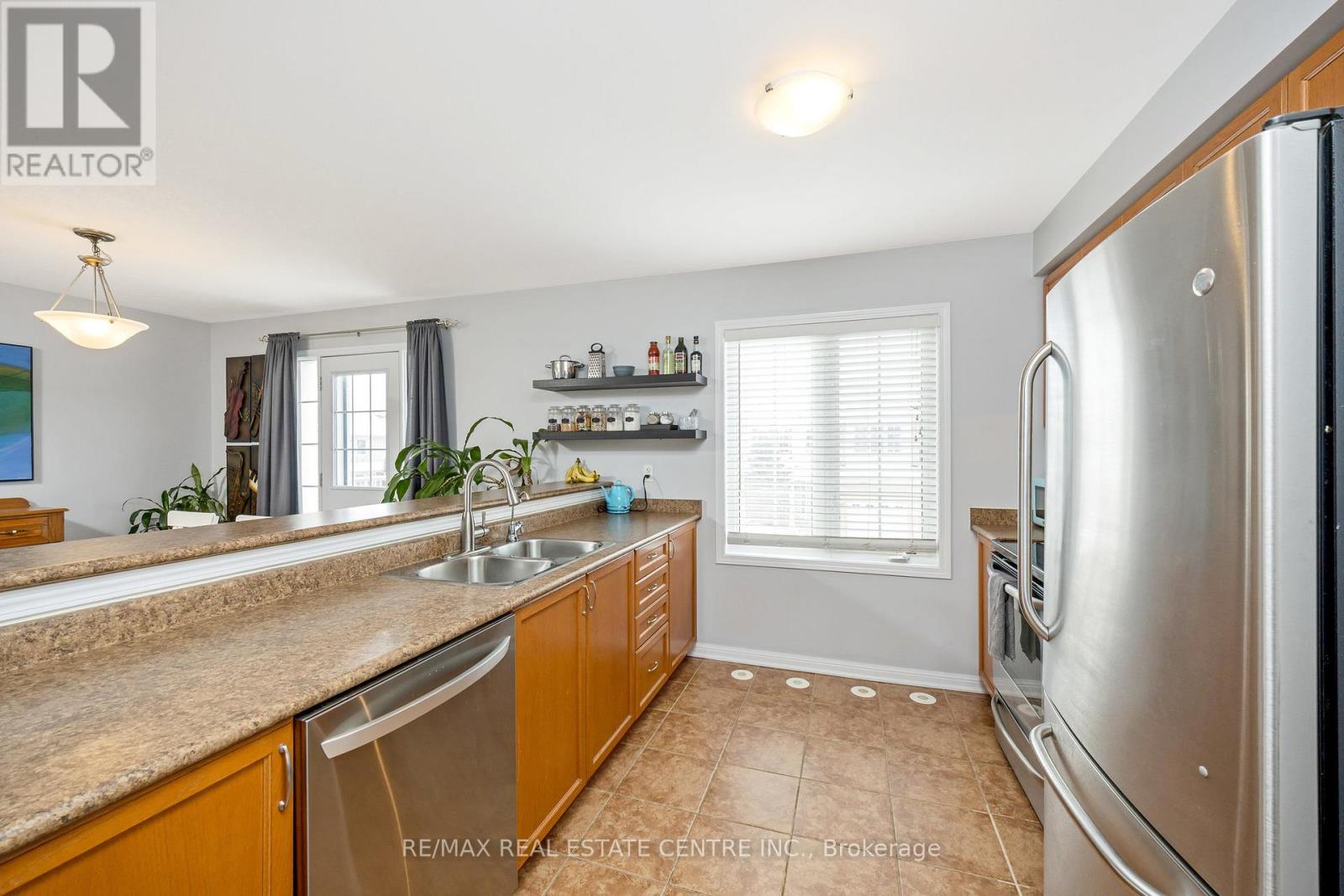 80 - 71 Garth Massey Drive, Cambridge, Ontario  N1T 2G8 - Photo 4 - X12693226