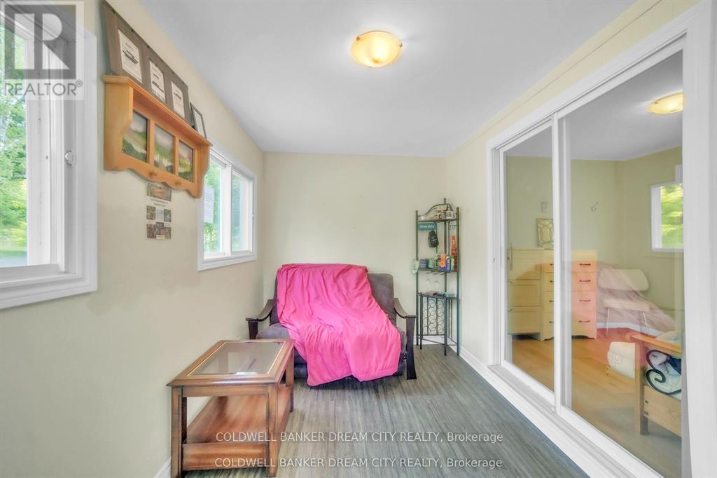 1004a Almond Lane, Frontenac, Ontario  K0H 1B0 - Photo 34 - X12693254