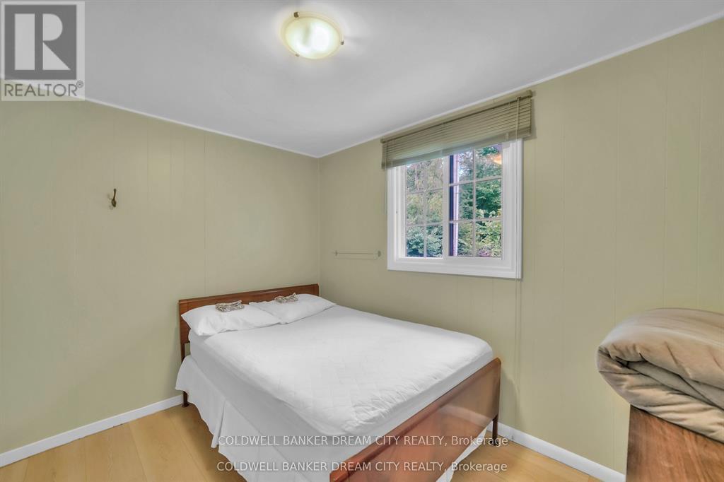 1004a Almond Lane, Frontenac, Ontario  K0H 1B0 - Photo 37 - X12693254