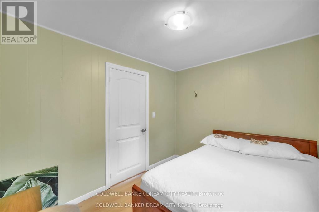 1004a Almond Lane, Frontenac, Ontario  K0H 1B0 - Photo 38 - X12693254