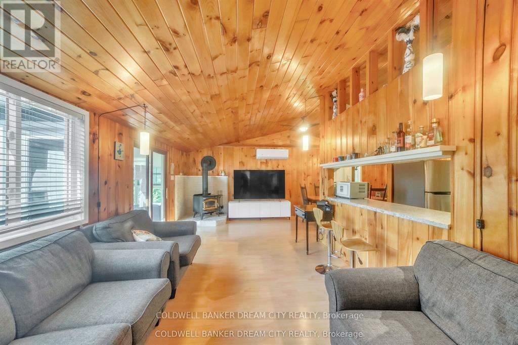 1004a Almond Lane, Frontenac, Ontario  K0H 1B0 - Photo 4 - X12693254