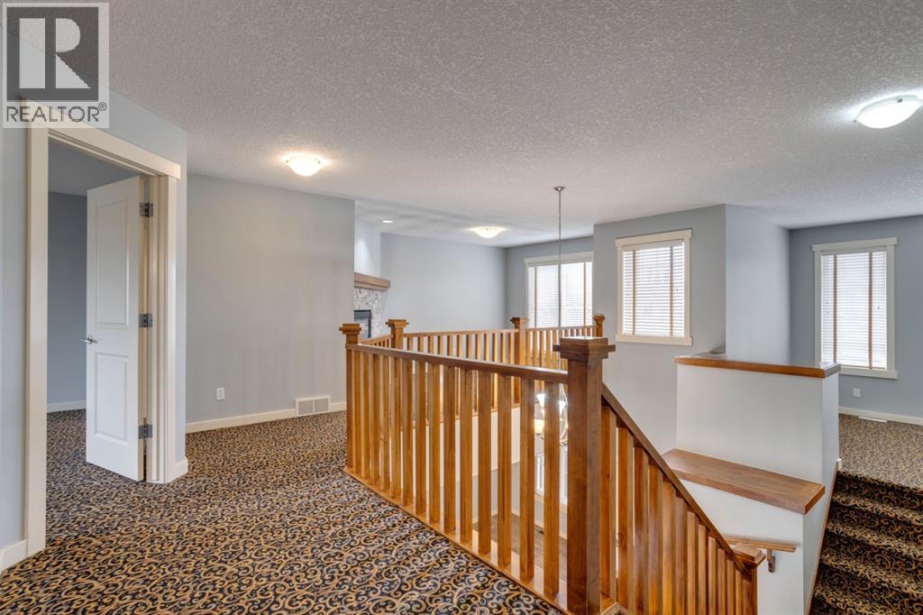 461 Discovery Ridge Boulevard Sw, Calgary, Alberta  T3H 5X6 - Photo 18 - A2276202