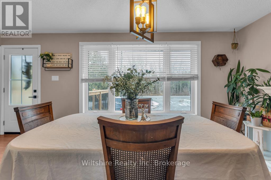 541 Regional Rd 38 Road, Norfolk, Ontario  N4G 4G9 - Photo 9 - X12693330