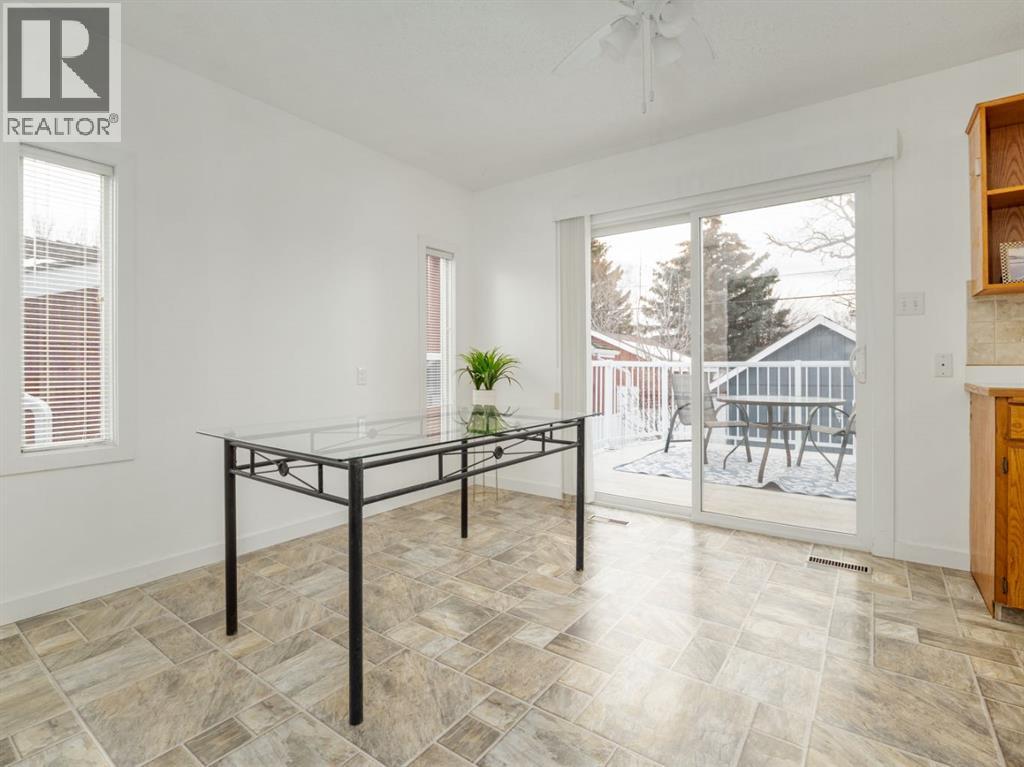 1102 Cameron Road  S, Lethbridge, Alberta  T1K 4B3 - Photo 12 - A2274892