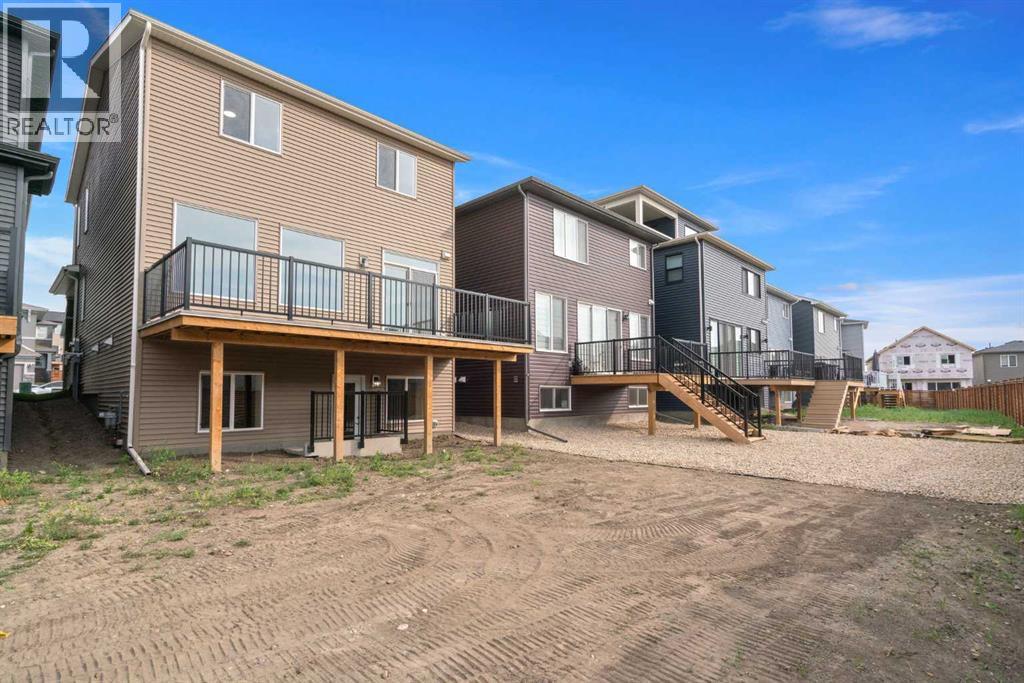 31 Lucas Passage Nw, Calgary, Alberta  T3P 1Z4 - Photo 47 - A2256280