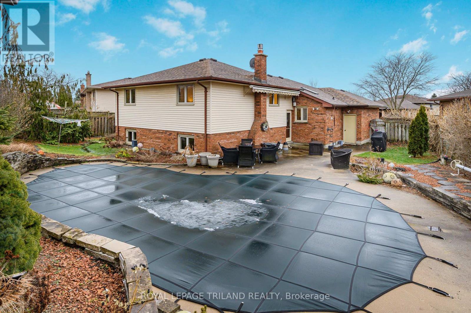 96 Golfdale Crescent, London South, Ontario  N6C 5P5 - Photo 30 - X12693382