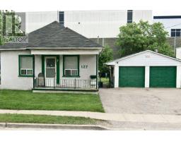 127 THIRTIETH STREET, Toronto, Ontario