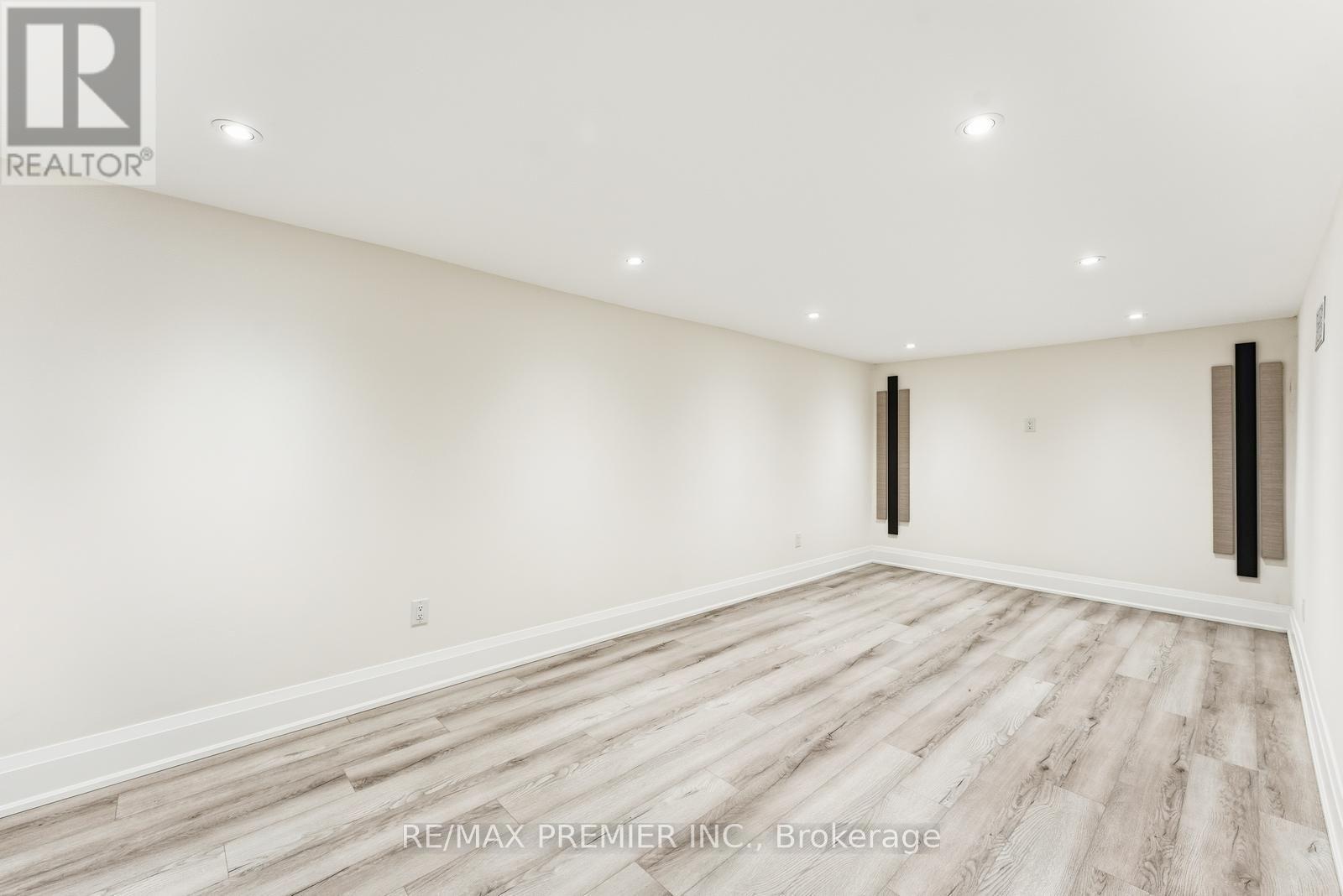 23a Maple Avenue N, Mississauga, Ontario  L5H 2S1 - Photo 44 - W12693262