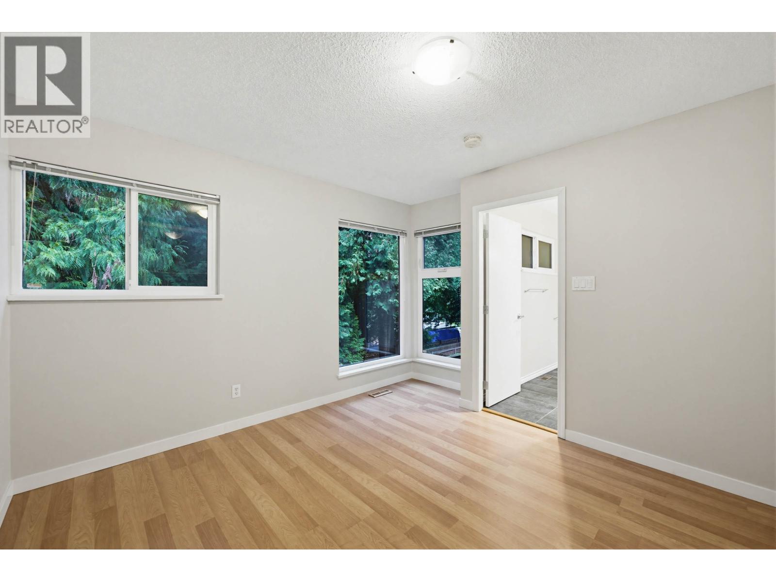 4686 Fernglen Place, Burnaby, British Columbia  V5G 3W1 - Photo 24 - R3079181