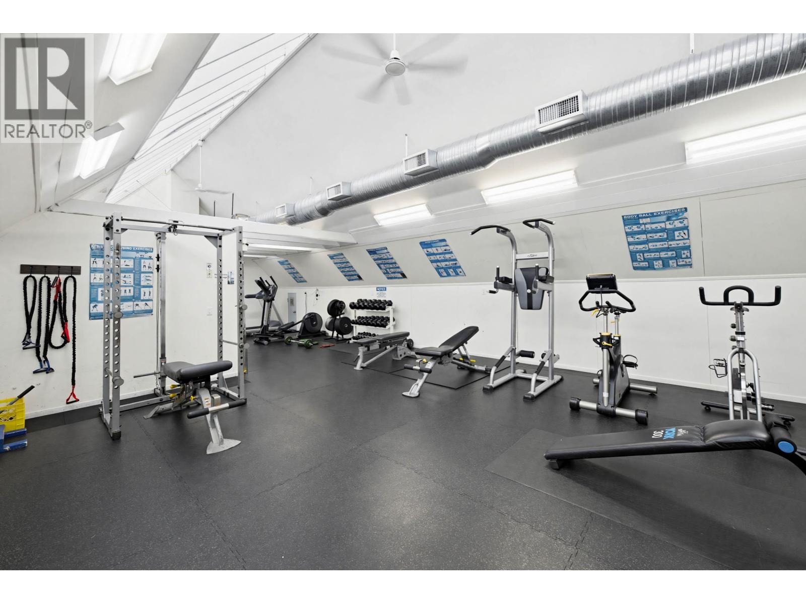 4686 Fernglen Place, Burnaby, British Columbia  V5G 3W1 - Photo 39 - R3079181