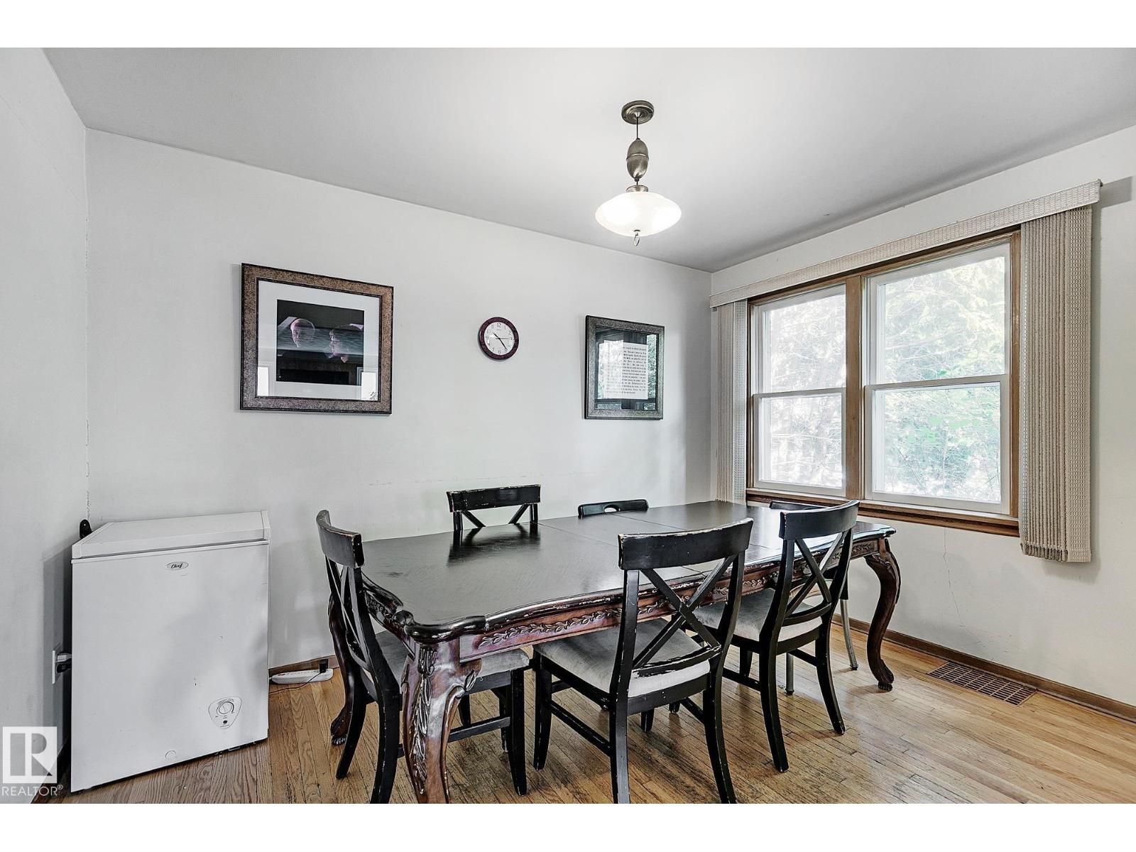 11559 80 Av Nw, Edmonton, Alberta  T6G 0R7 - Photo 5 - E4469137