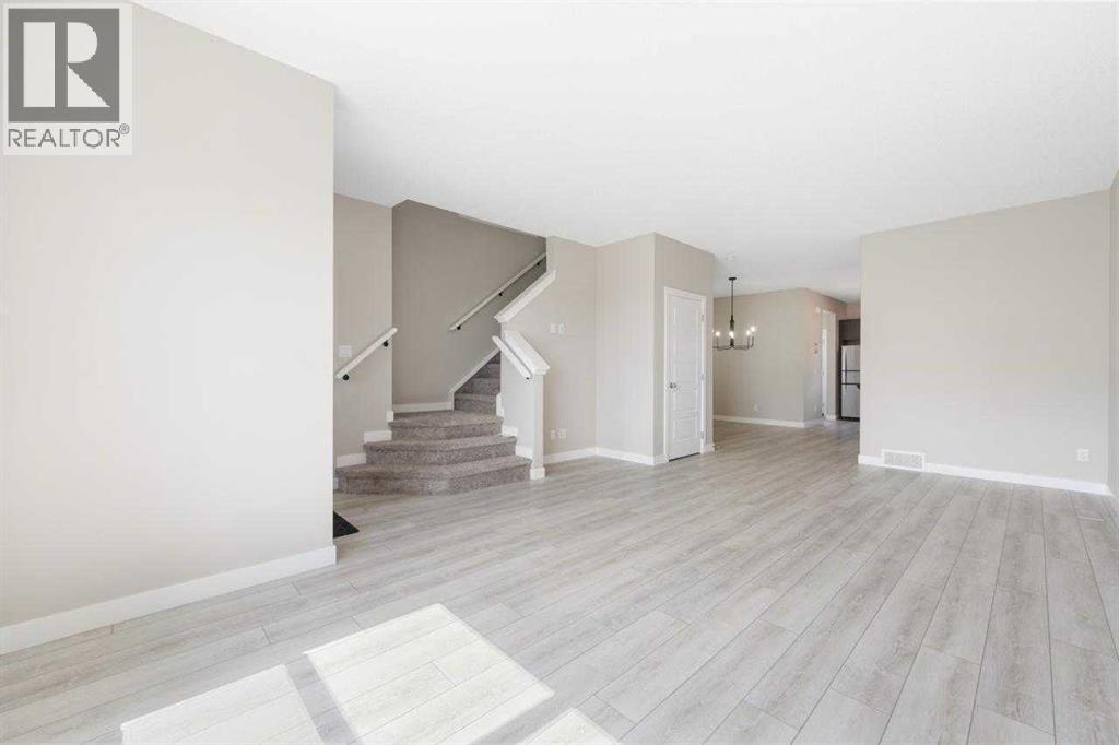 340 Cobblestone Gate Sw, Airdrie, Alberta  T4B 5J9 - Photo 8 - A2278363