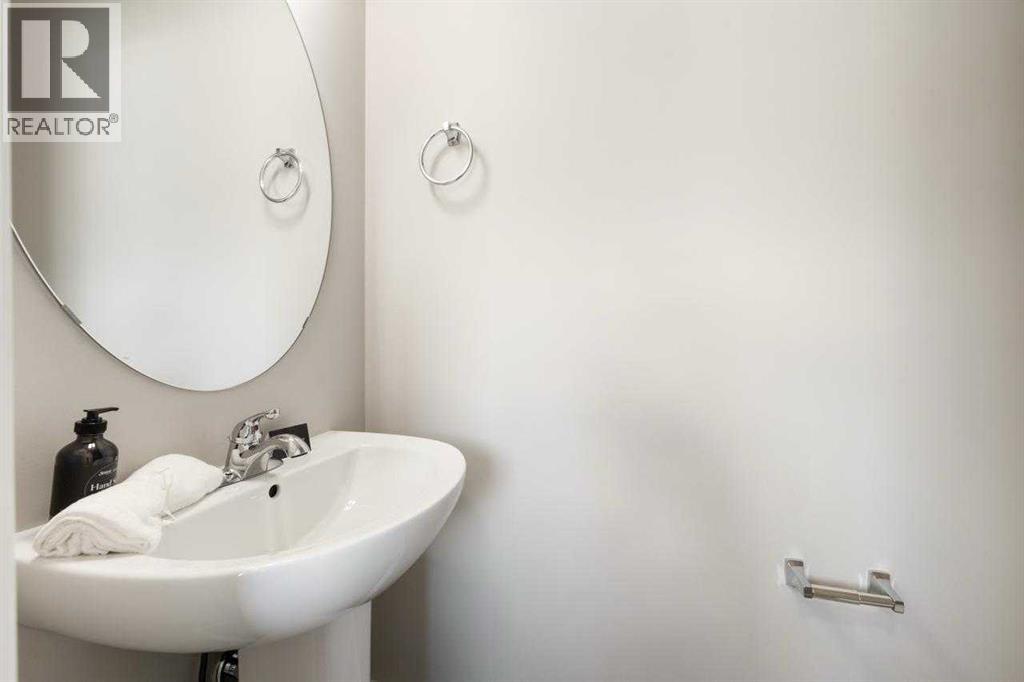 340 Cobblestone Gate Sw, Airdrie, Alberta  T4B 5J9 - Photo 9 - A2278363