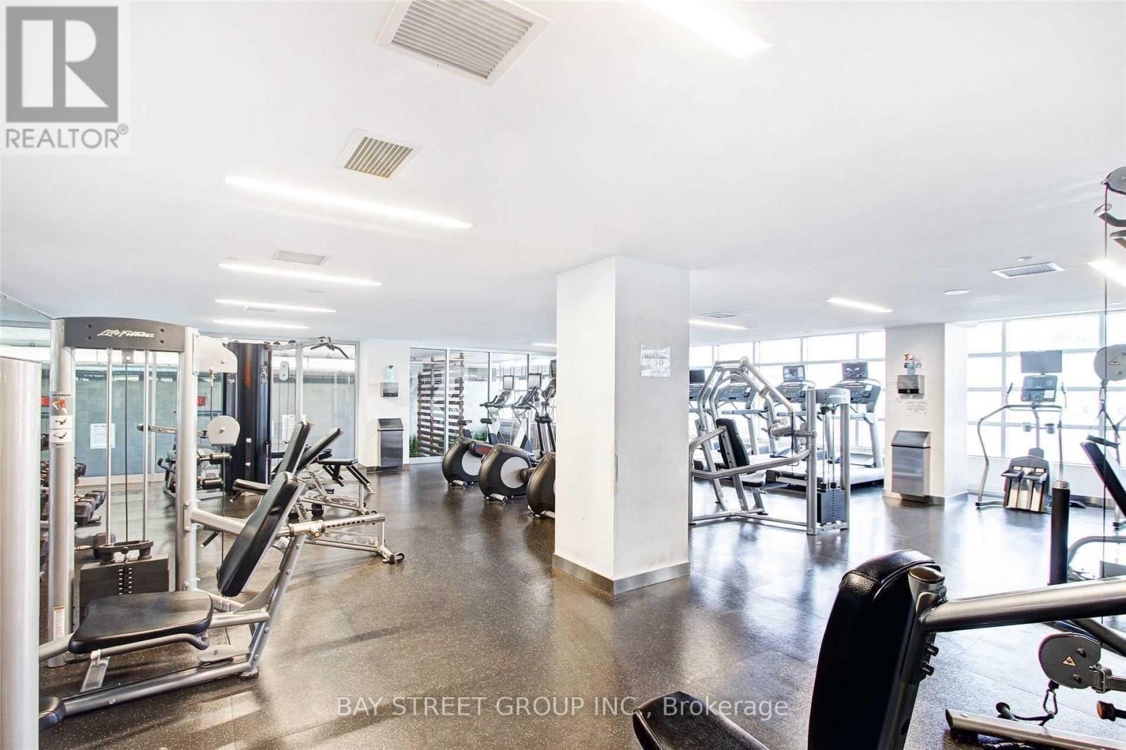 2011 - 15 Iceboat Terrace, Toronto, Ontario  M5V 4A5 - Photo 8 - C12693308