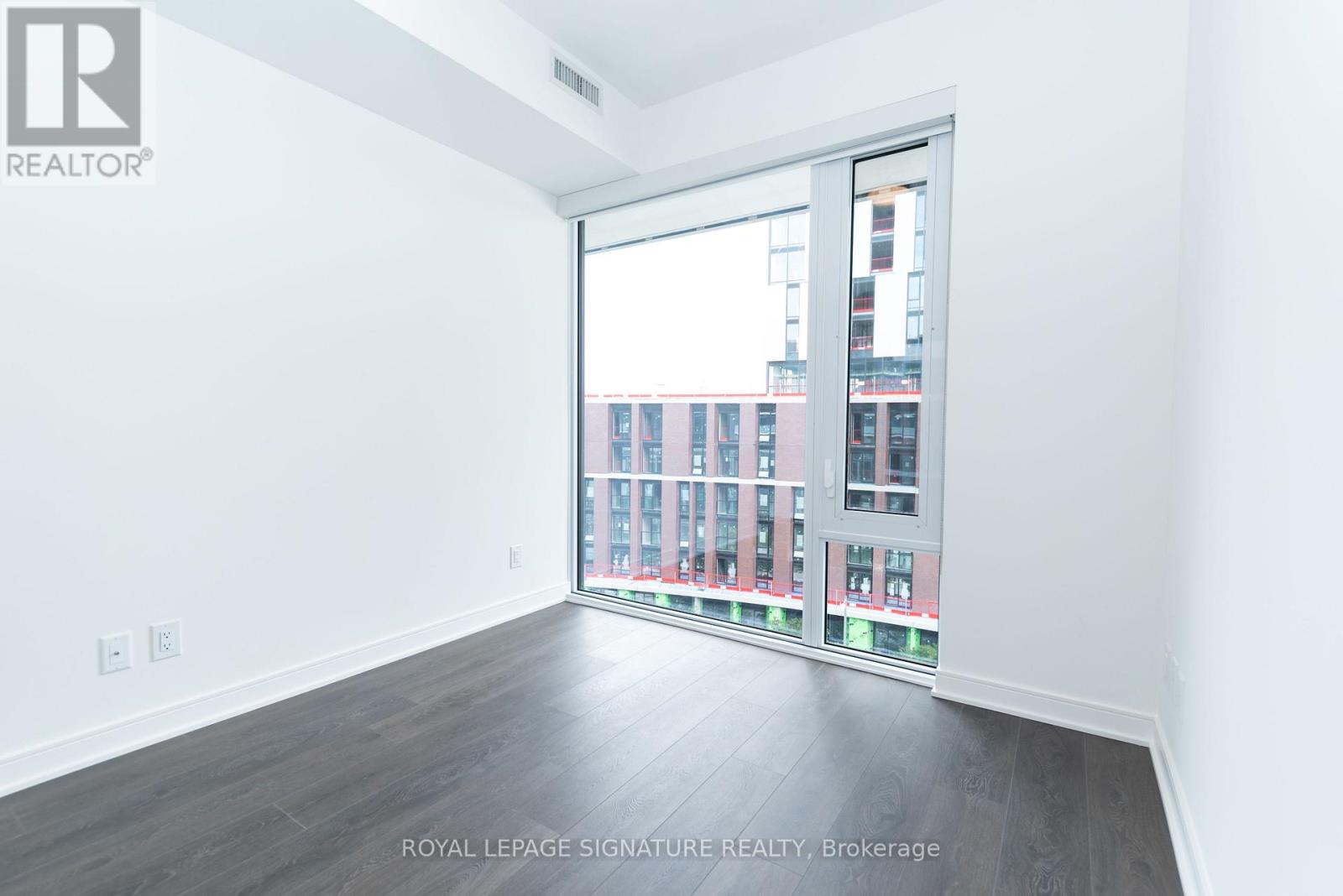 S707 - 180 Mill Street, Toronto, Ontario  M5A 0V7 - Photo 8 - C12693360