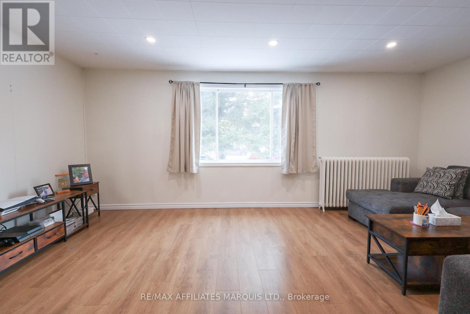 144 Elsie Avenue, Cornwall, Ontario  K6J 3L9 - Photo 12 - X12693334