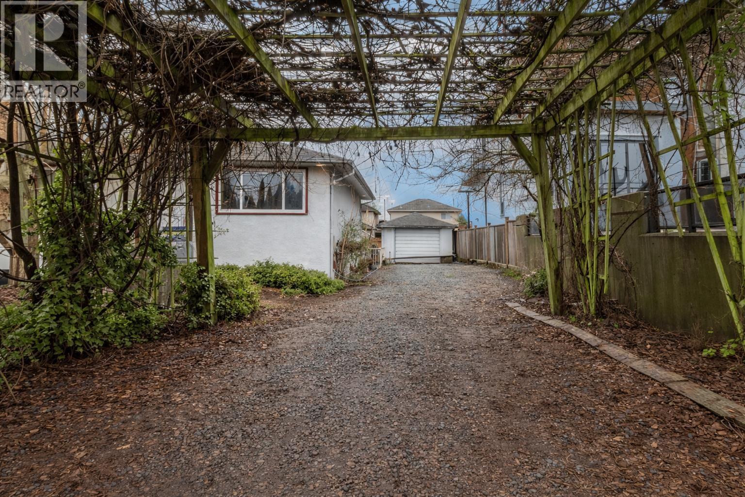 4856 Smith Avenue, Burnaby, British Columbia  V5G 2W4 - Photo 7 - R3078932