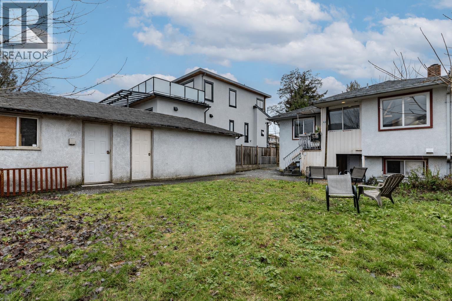 4856 Smith Avenue, Burnaby, British Columbia  V5G 2W4 - Photo 6 - R3078932