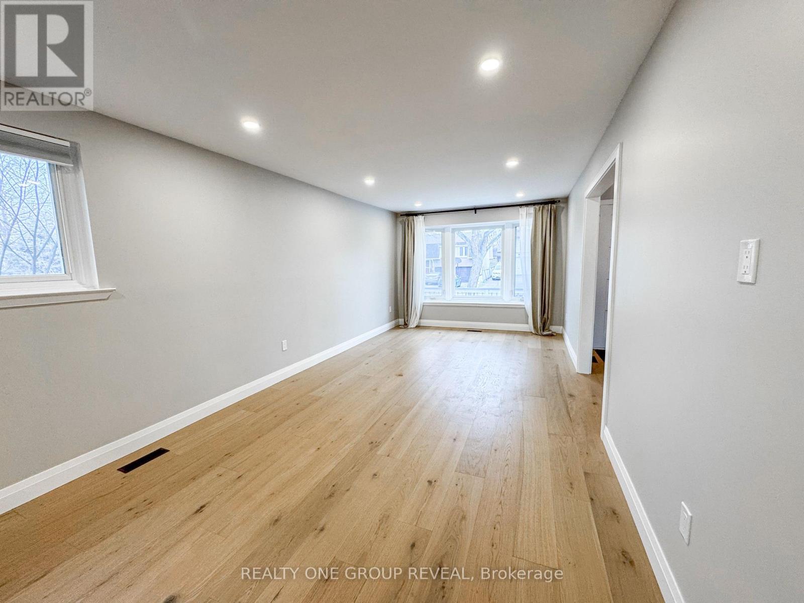 14 Calais Street, Whitby (Lynde Creek), Ontario  L1N 5M1 - Photo 3 - E12693320