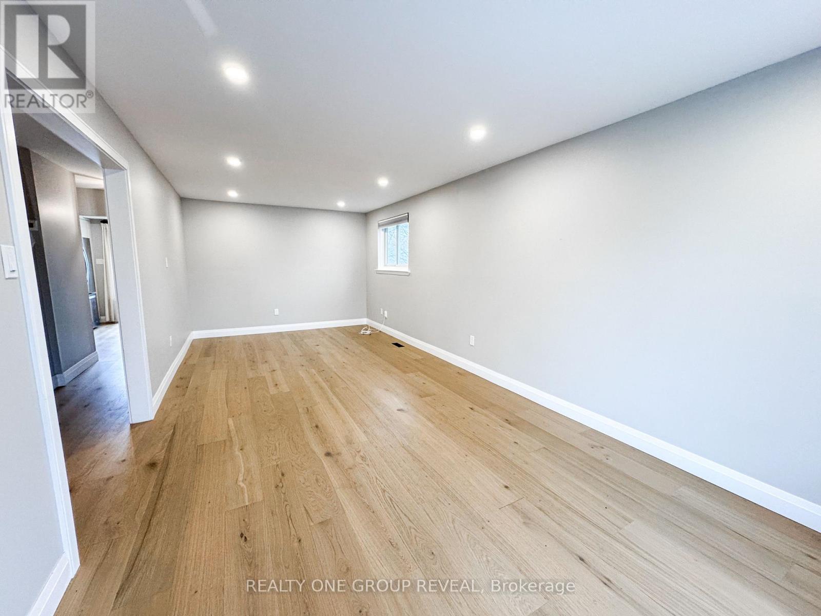 14 Calais Street, Whitby (Lynde Creek), Ontario  L1N 5M1 - Photo 4 - E12693320