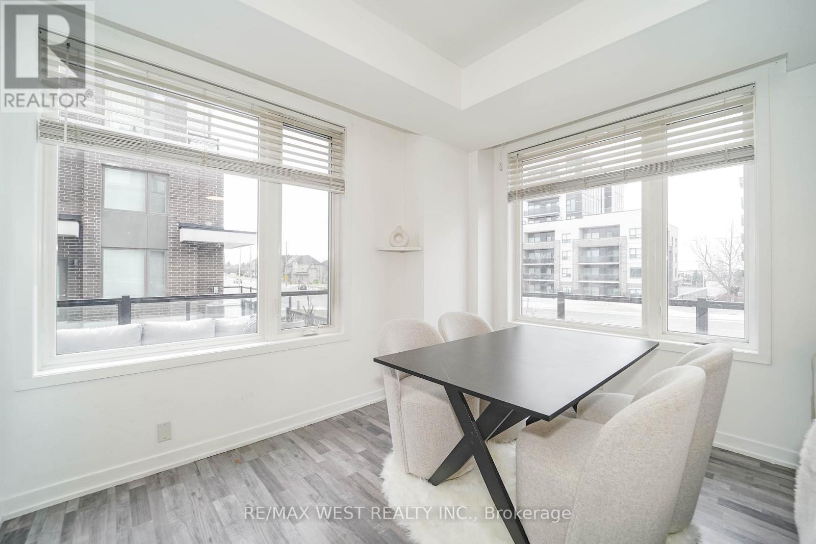 211 - 1460 Whites Road N, Pickering, Ontario  L1V 0E8 - Photo 3 - E12693364