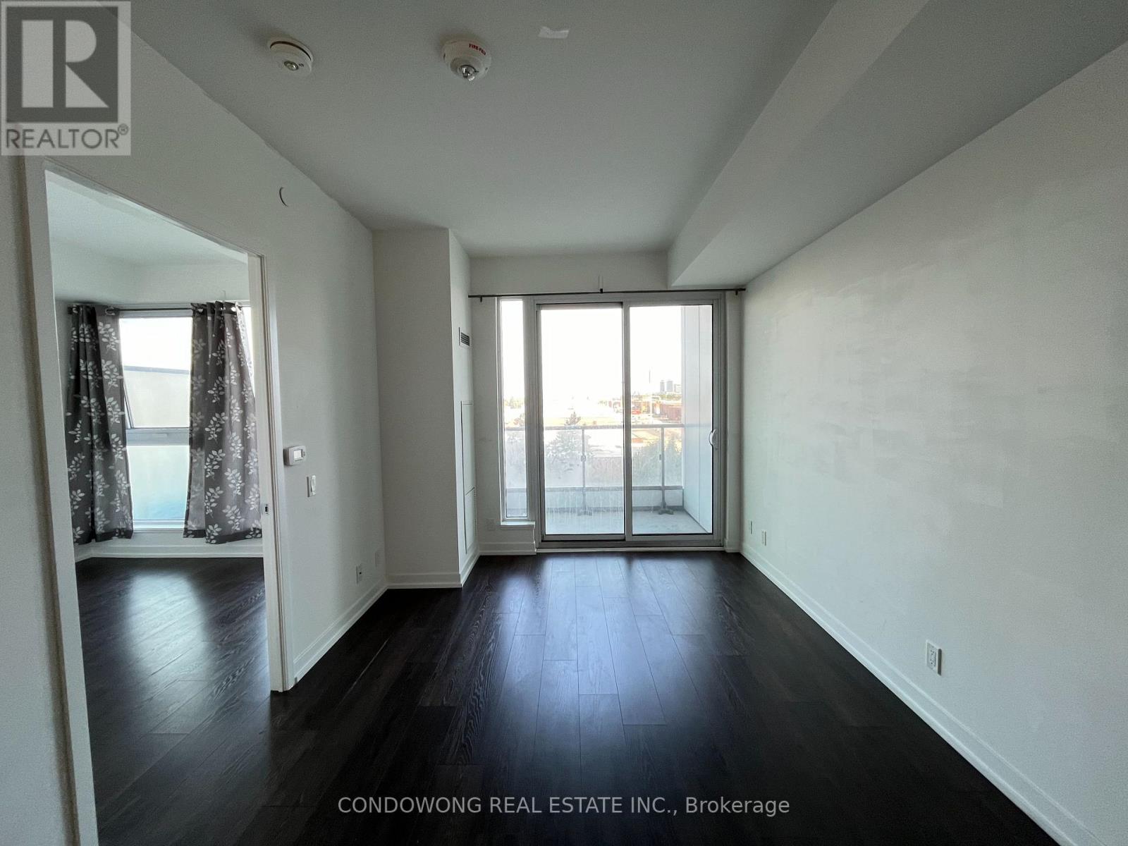 507 - 898 Portage Parkway, Vaughan, Ontario  L4K 0J6 - Photo 9 - N12693358