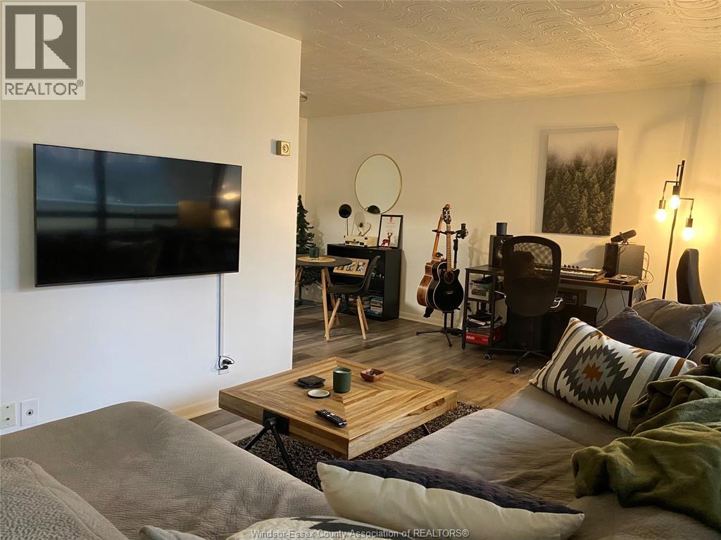 111 Riverside Drive East Unit# 107, Windsor, Ontario  N9A 2S6 - Photo 6 - 26001022