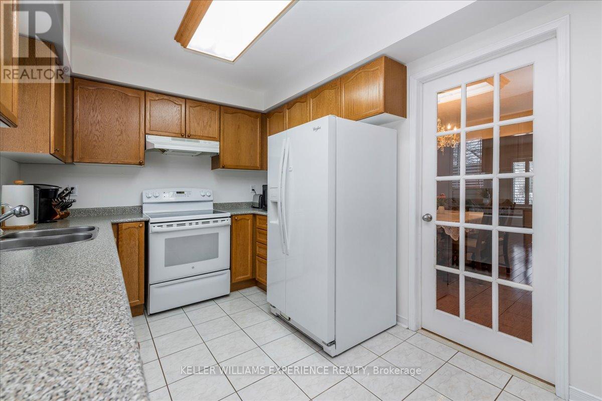 132 James Street, Barrie (Ardagh), Ontario  L4N 6X9 - Photo 10 - S12693342