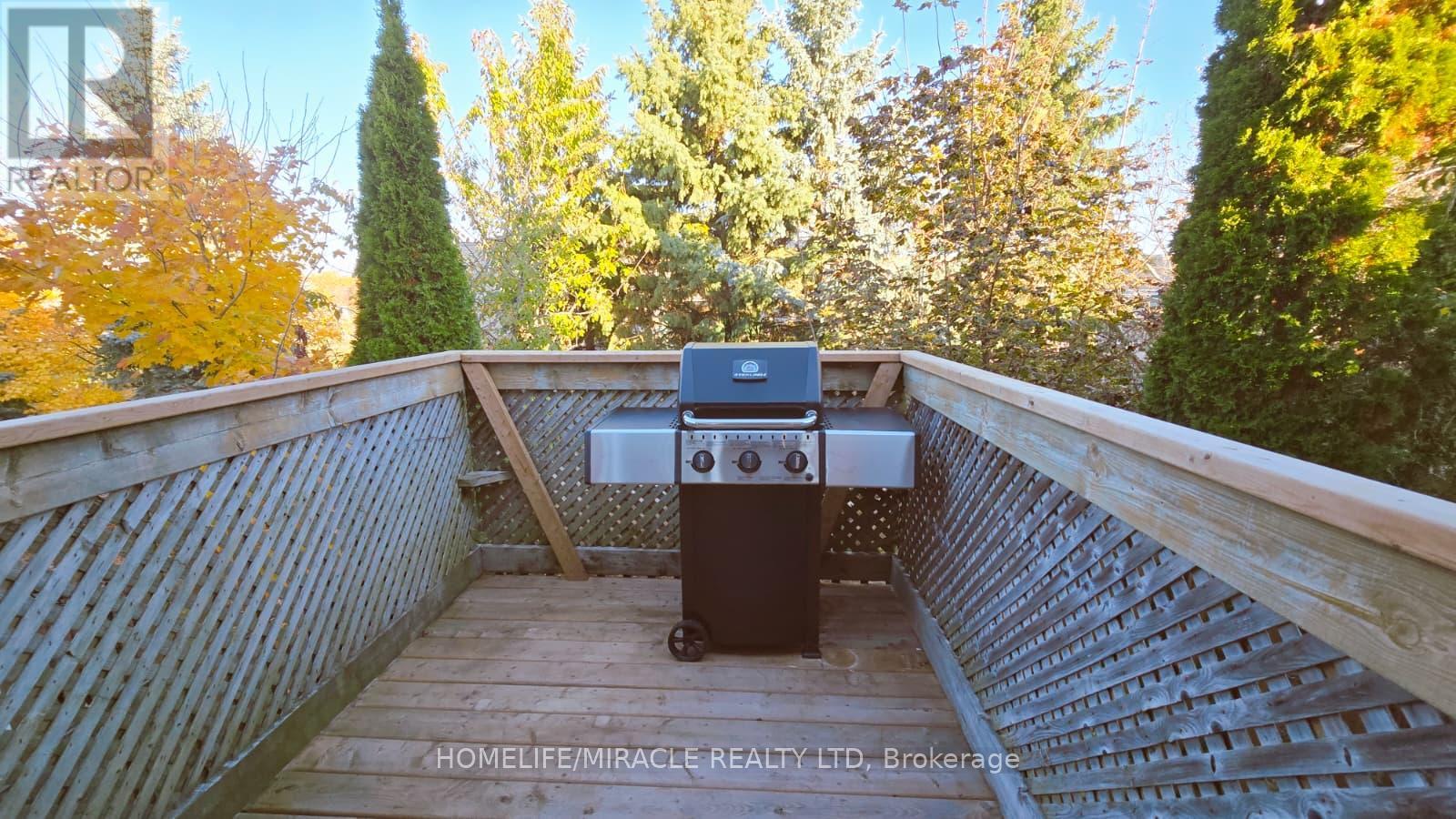 12 Gore Drive, Barrie (Ardagh), Ontario  L4N 8L3 - Photo 11 - S12693372