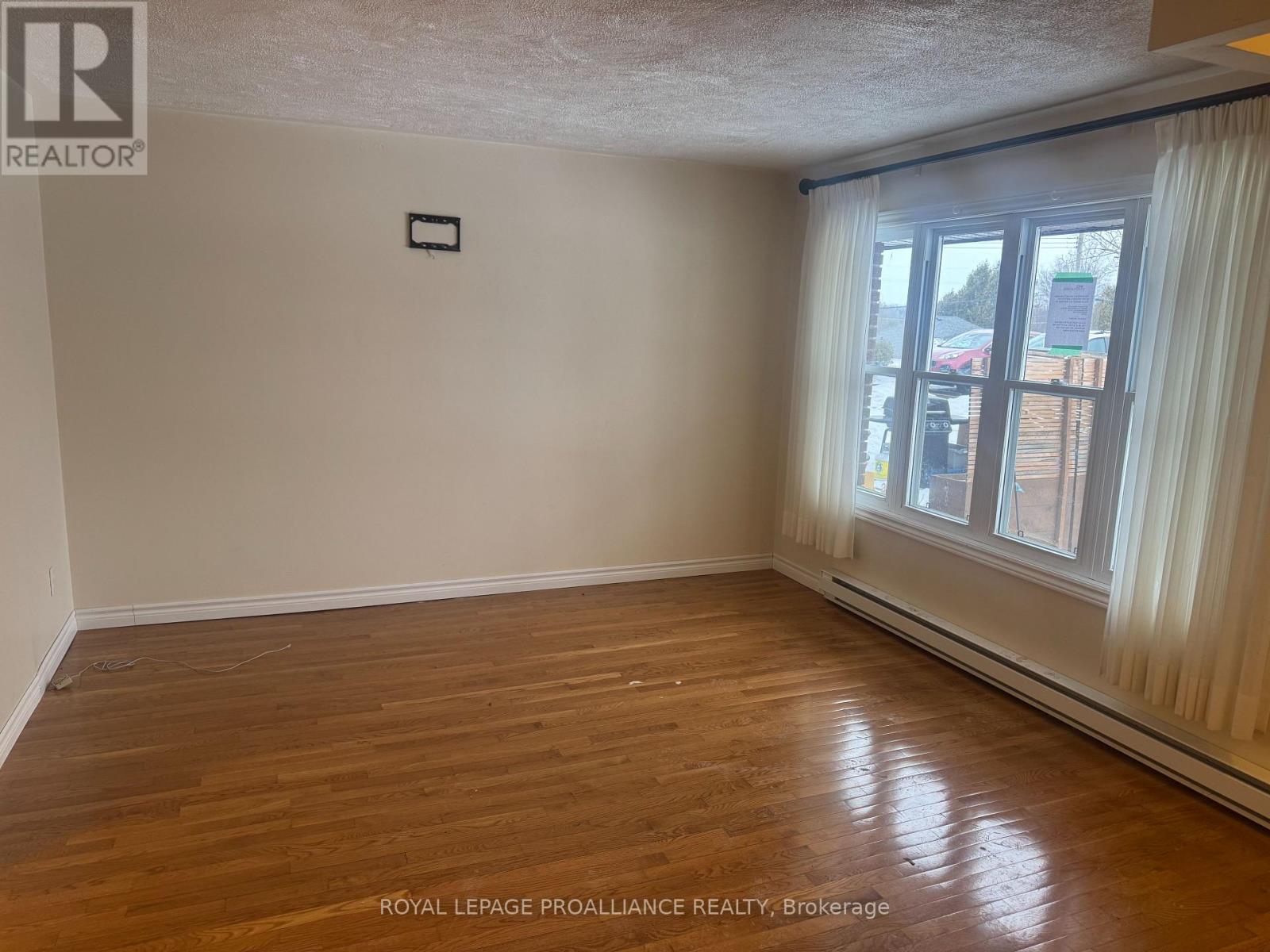 11a - 158 Cromwell Street, Trent Hills, Ontario  K0L 1L0 - Photo 3 - X12691244