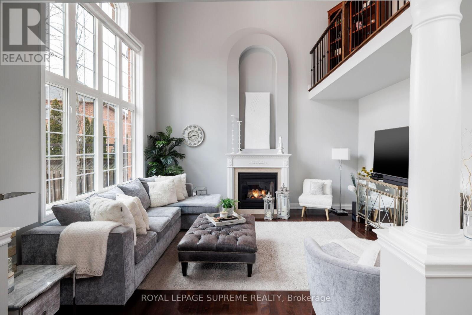 364 CREEK PATH AVENUE, Oakville, Ontario