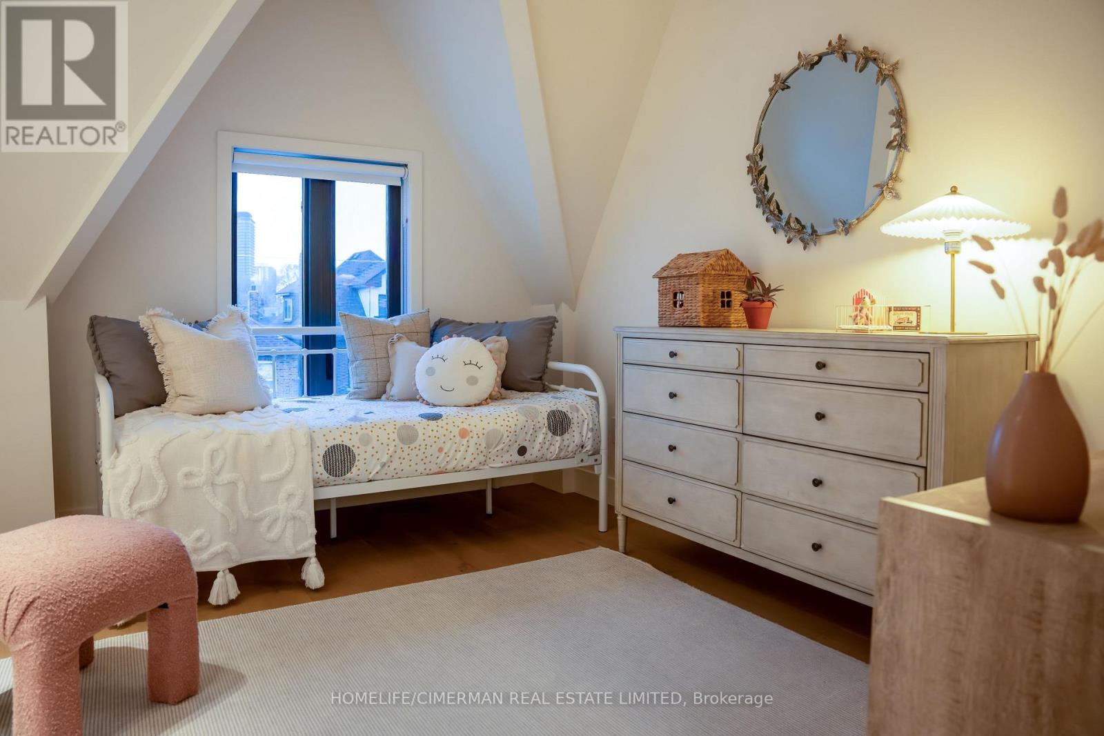 577 Concord Avenue, Toronto, Ontario  M6H 2R2 - Photo 27 - W12693346