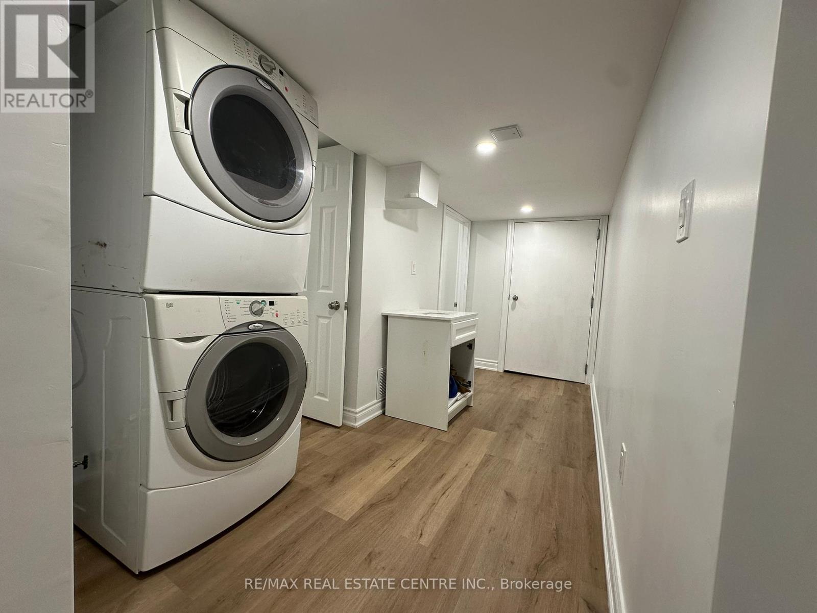 Bsmt - 67 York Road, Toronto, Ontario  M9R 3E7 - Photo 16 - W12693366