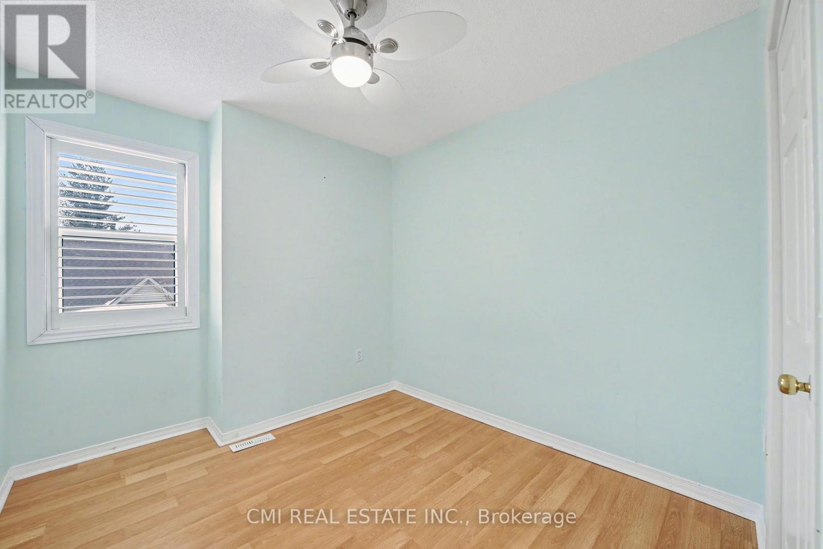 3 - 5070 Drummond Road, Niagara Falls, Ontario  L2E 6E4 - Photo 16 - X12693384