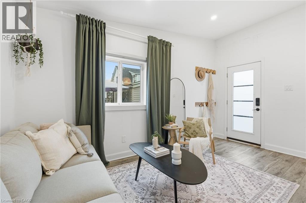 48 Frederick Avenue, Hamilton, Ontario L8H 4K4 - Photo 4 - 40797088