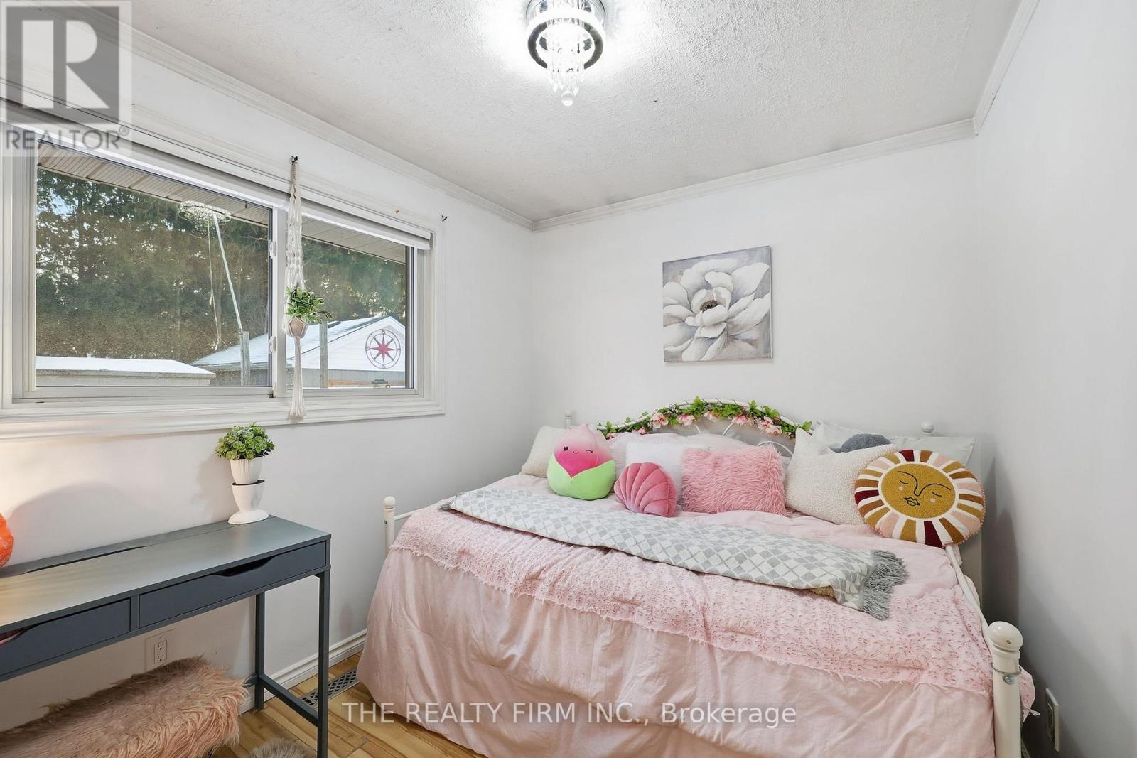 70 Talavera Crescent, London East, Ontario  N5V 1K8 - Photo 22 - X12693458