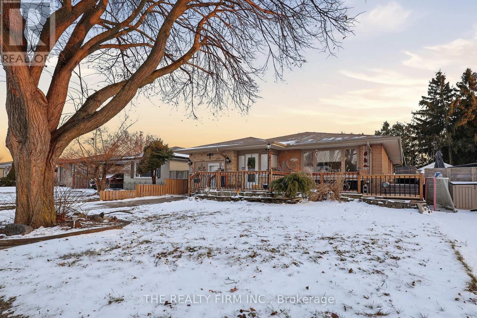 70 Talavera Crescent, London East, Ontario  N5V 1K8 - Photo 3 - X12693458