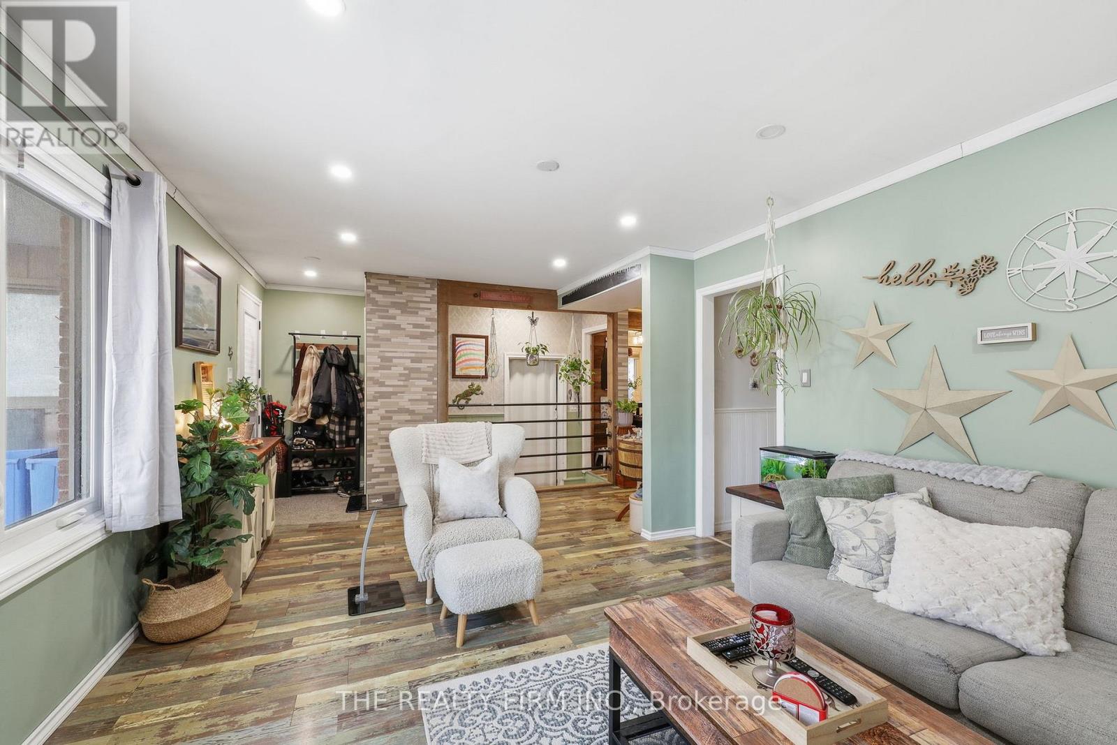 70 Talavera Crescent, London East, Ontario  N5V 1K8 - Photo 7 - X12693458