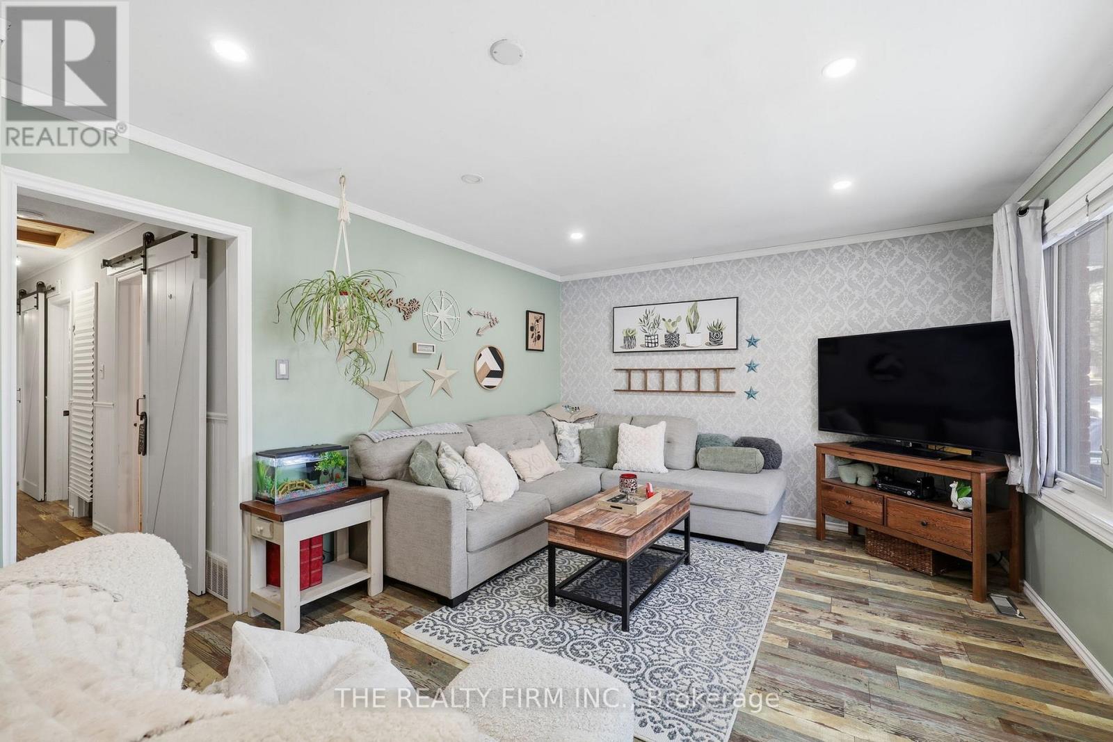 70 Talavera Crescent, London East, Ontario  N5V 1K8 - Photo 9 - X12693458