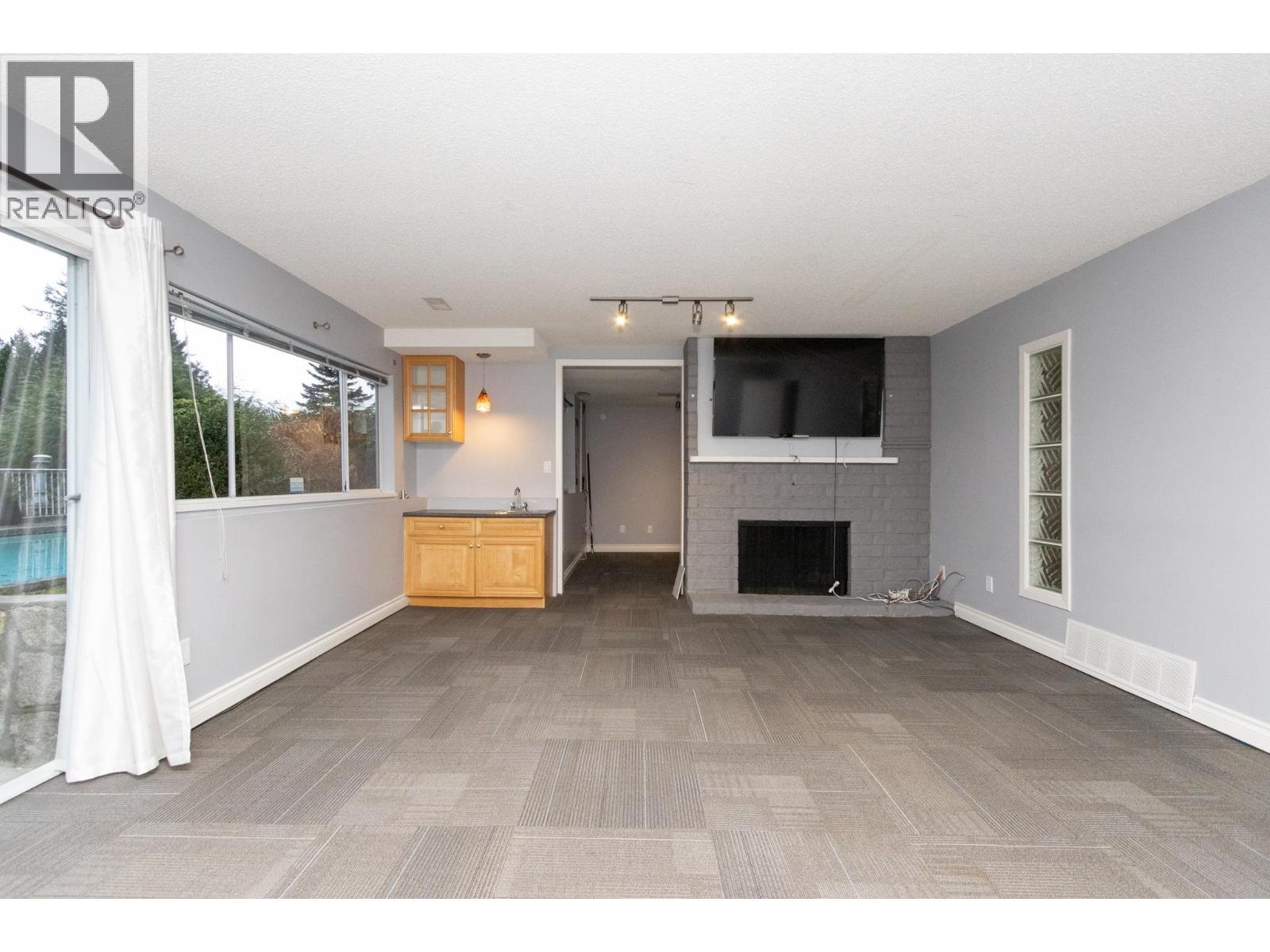 1381 Cambridge Road, West Vancouver, British Columbia  V7S 2M7 - Photo 9 - R3078655