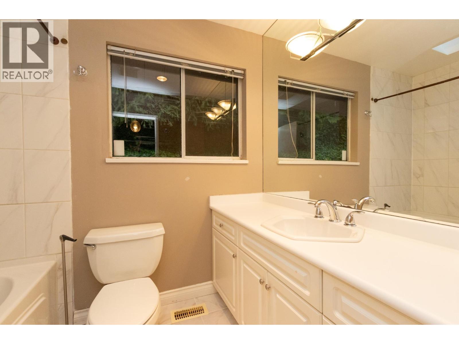 1381 Cambridge Road, West Vancouver, British Columbia  V7S 2M7 - Photo 15 - R3078655