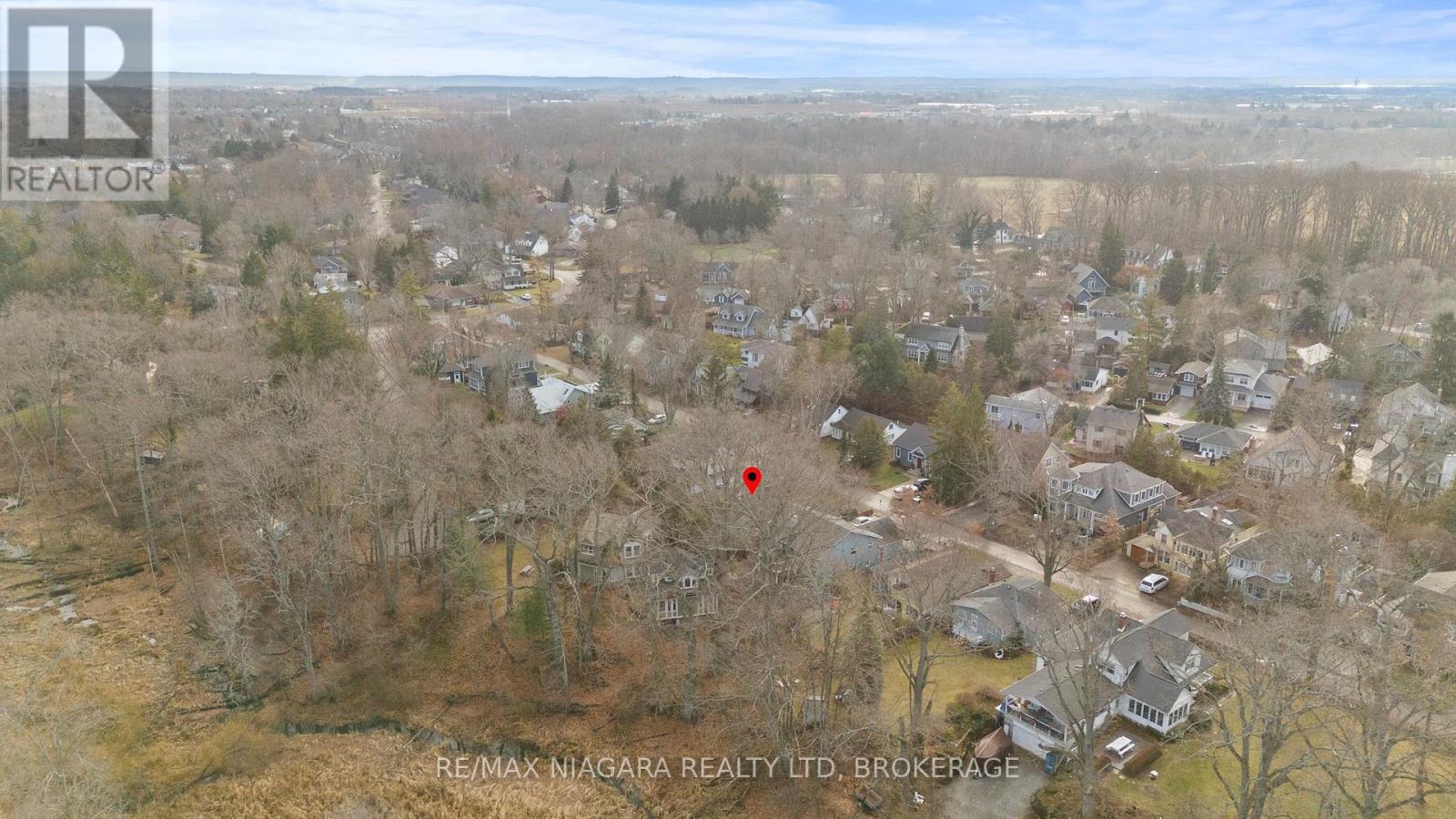 13 Wilberforce Avenue, Niagara-On-The-Lake, Ontario  L0S 1J0 - Photo 14 - X12693400