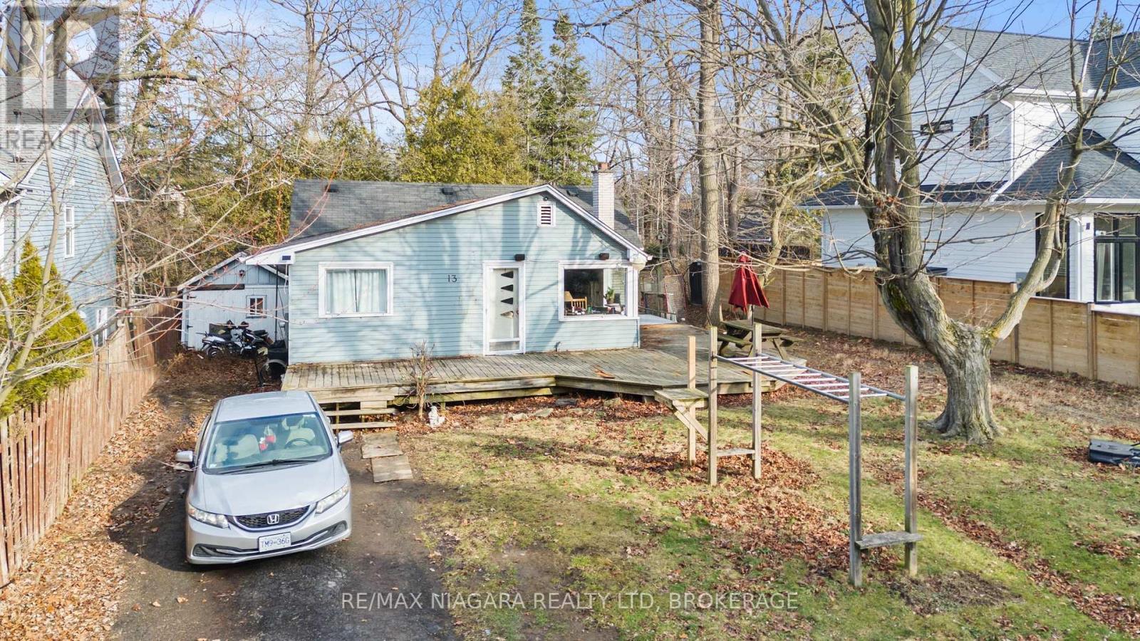 13 Wilberforce Avenue, Niagara-On-The-Lake, Ontario  L0S 1J0 - Photo 6 - X12693400