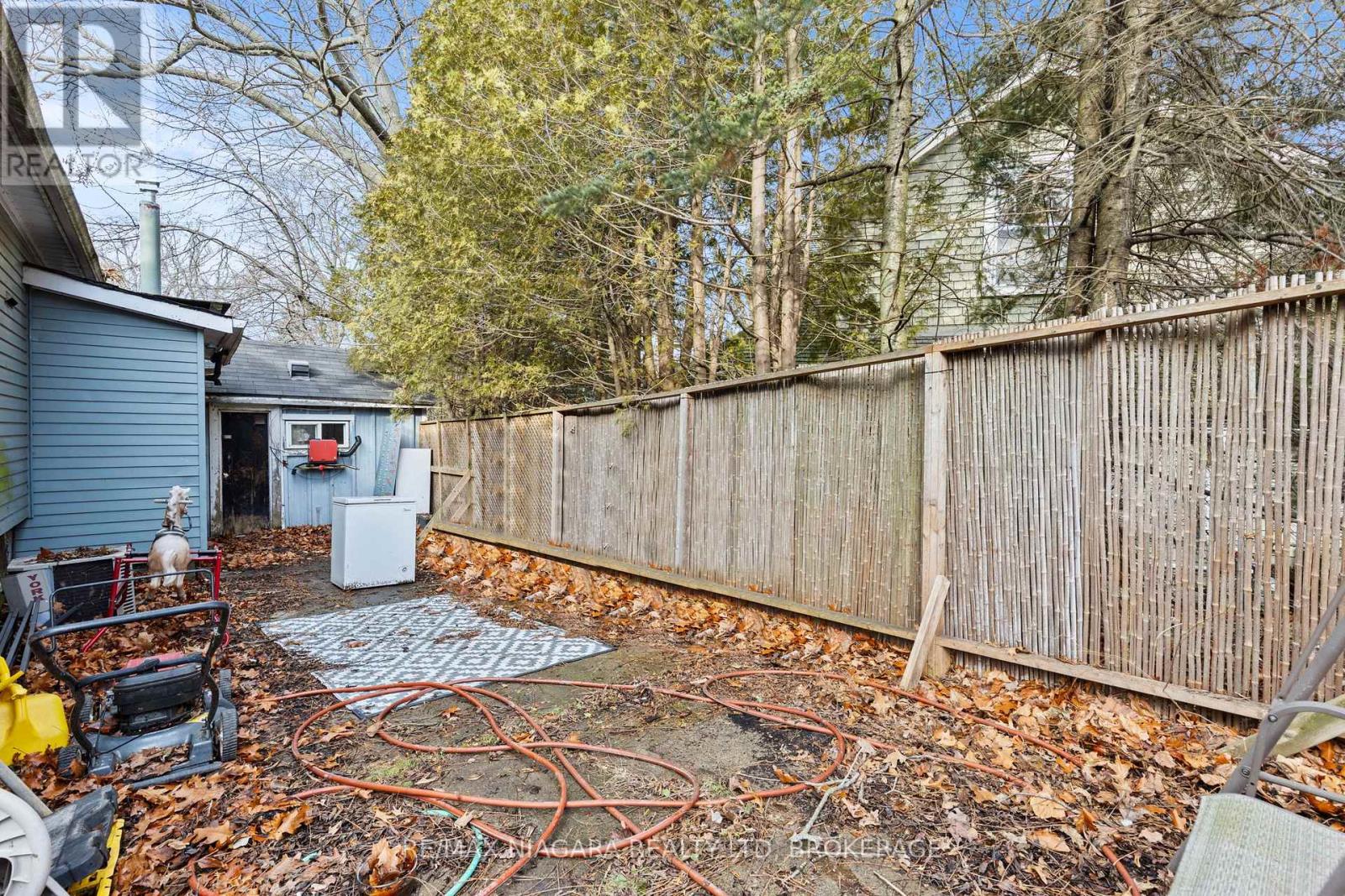 13 Wilberforce Avenue, Niagara-On-The-Lake, Ontario  L0S 1J0 - Photo 8 - X12693400