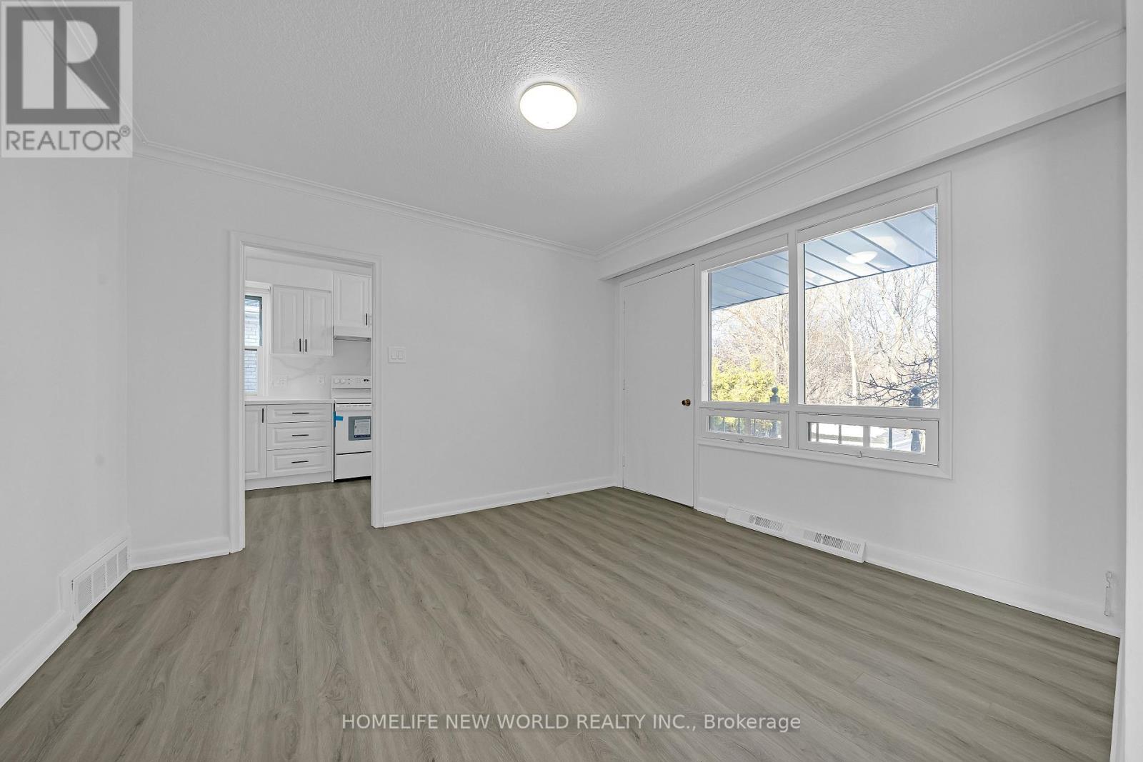 Main Floor - 129 Burbank Drive, Toronto, Ontario  M2K 1N6 - Photo 10 - C12693438