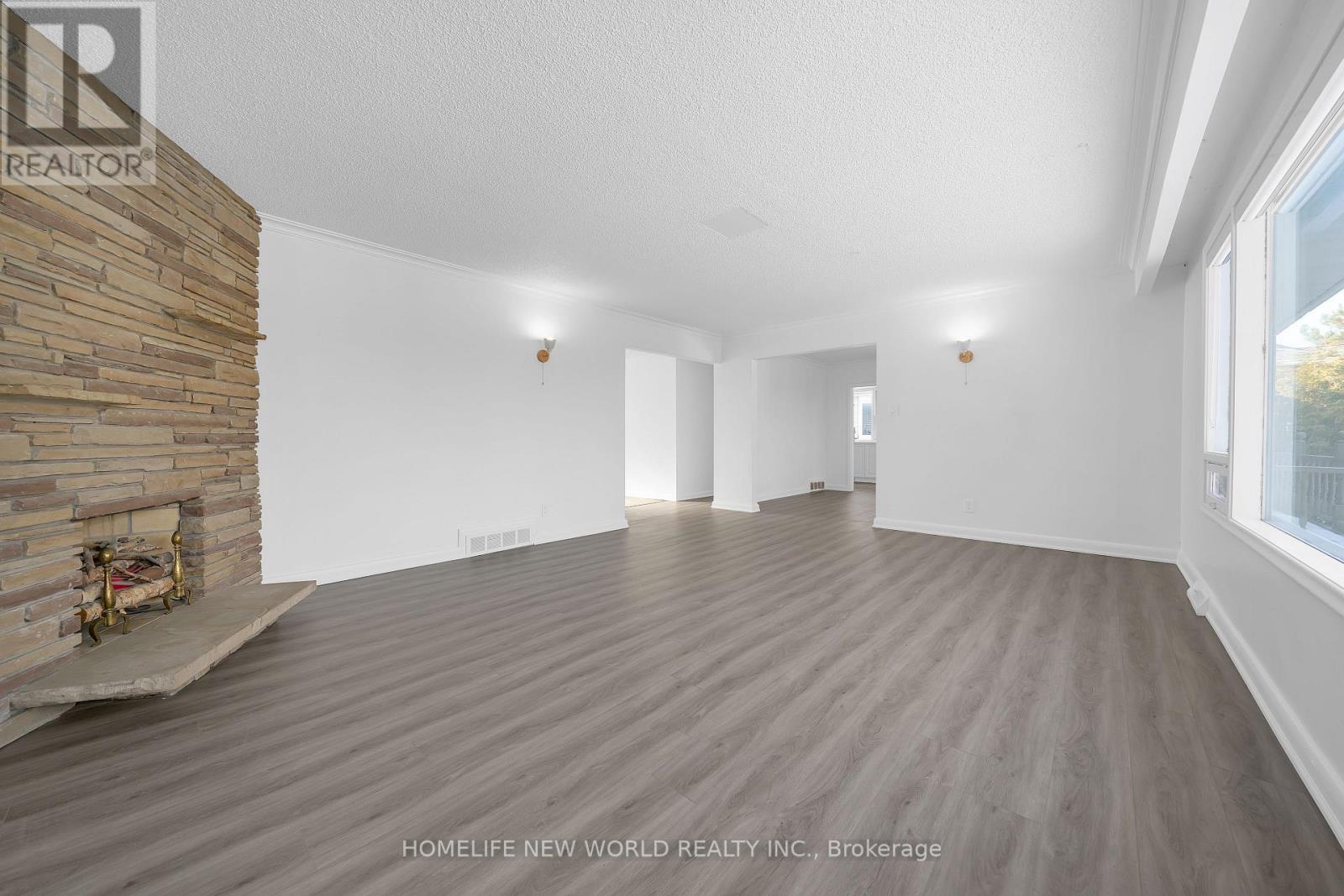 Main Floor - 129 Burbank Drive, Toronto, Ontario  M2K 1N6 - Photo 8 - C12693438