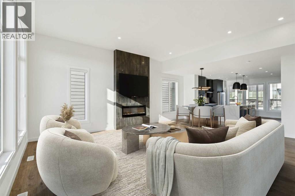 228 Sovereign Common Sw, Calgary, Alberta  T3C 3Y3 - Photo 10 - A2274794