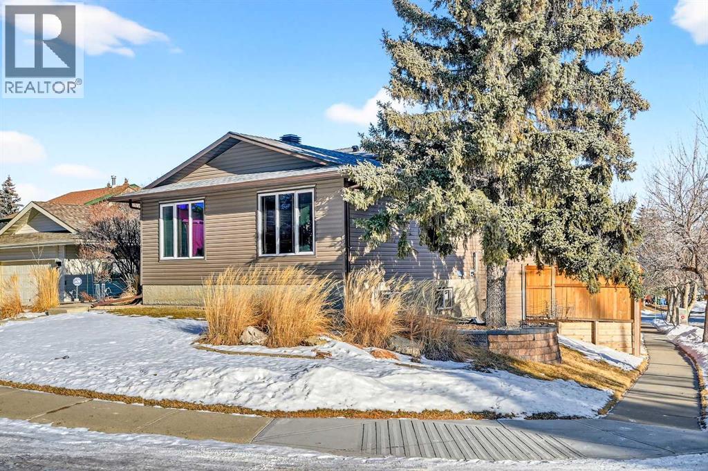 103 Sandarac Place Nw, Calgary, Alberta  T3K 2Y5 - Photo 35 - A2277271