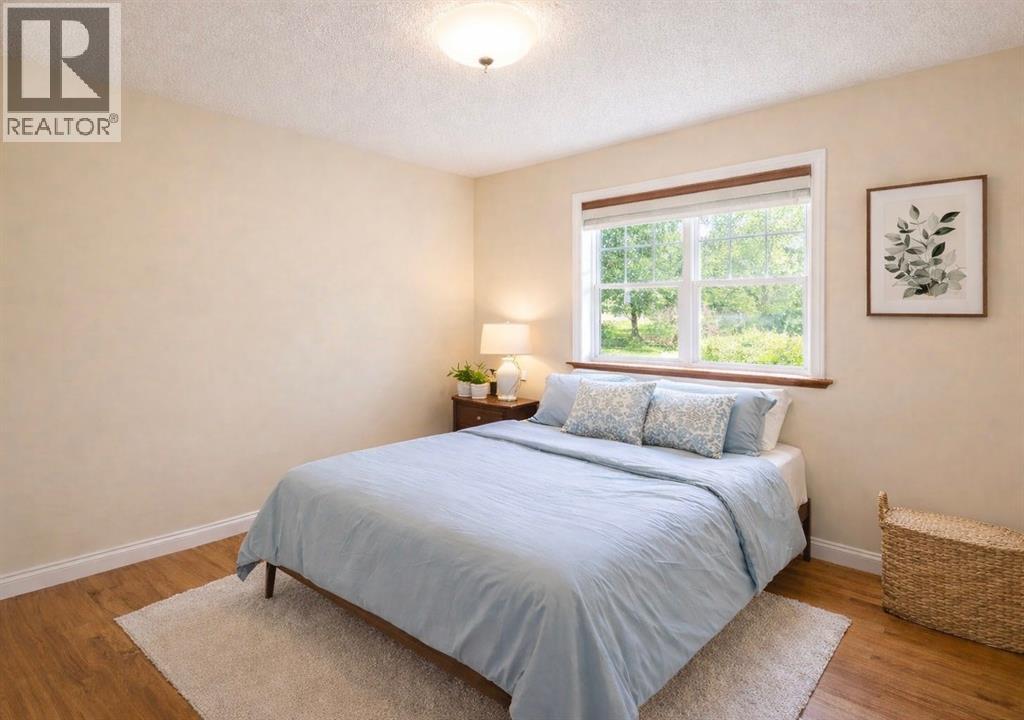 254 Erin Woods Circle Se, Calgary, Alberta  T2B 3C9 - Photo 26 - A2278048